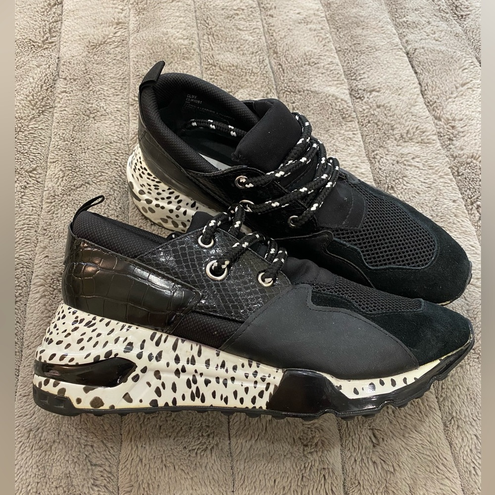 Steve Madden Black Platform Sneakers, Size 9M